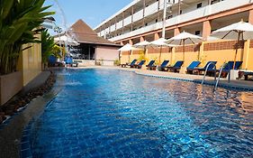 โรงแรมกะตะ ซิลเวอร์แซนด์ บาย อีซ๊่